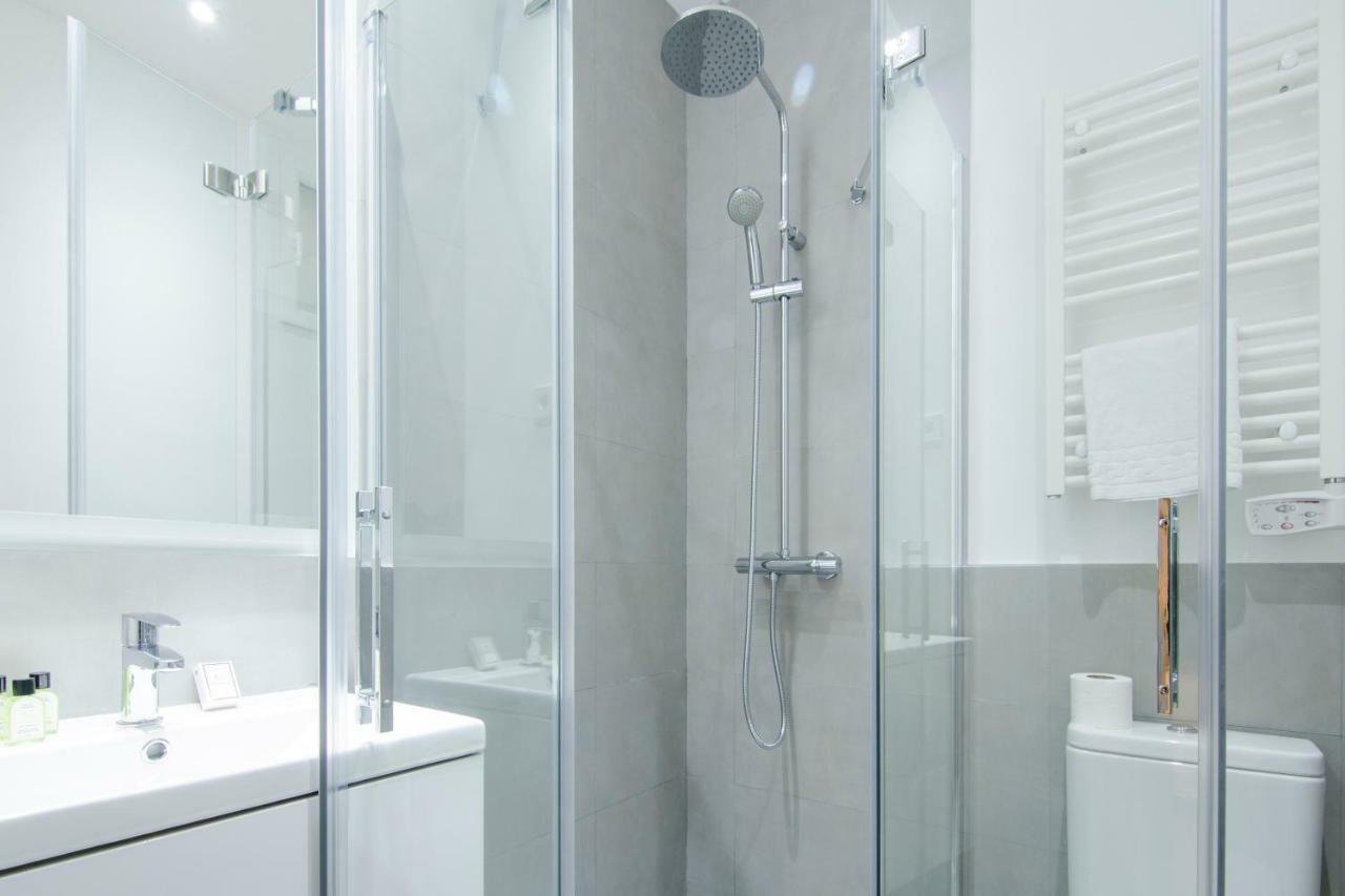 Sandoval, 13 Apartment Madrid Exterior photo